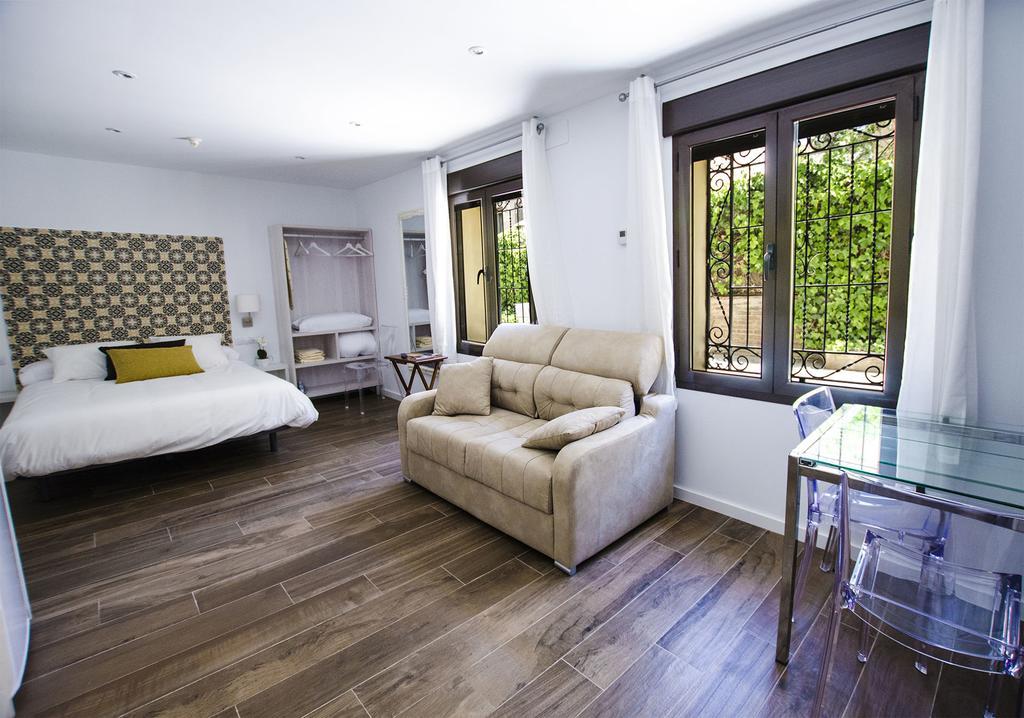 Fuente Torán Apartamentos Teruel Esterno foto
