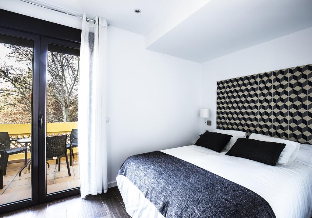 Fuente Torán Apartamentos Teruel Esterno foto
