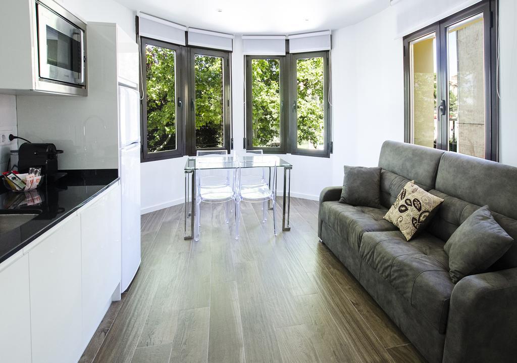 Fuente Torán Apartamentos Teruel Esterno foto