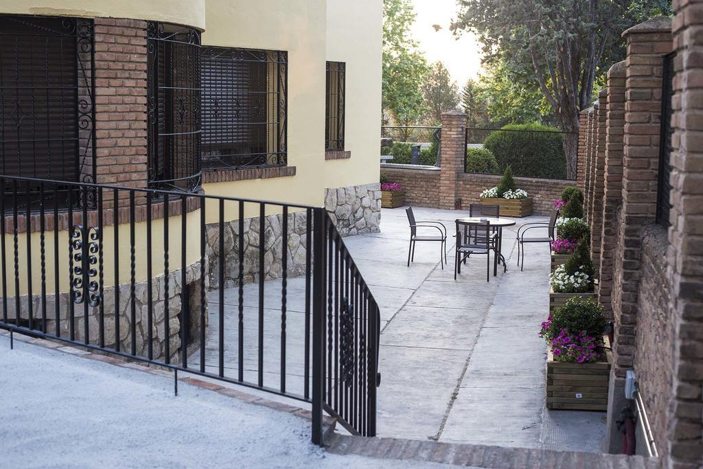 Fuente Torán Apartamentos Teruel Esterno foto
