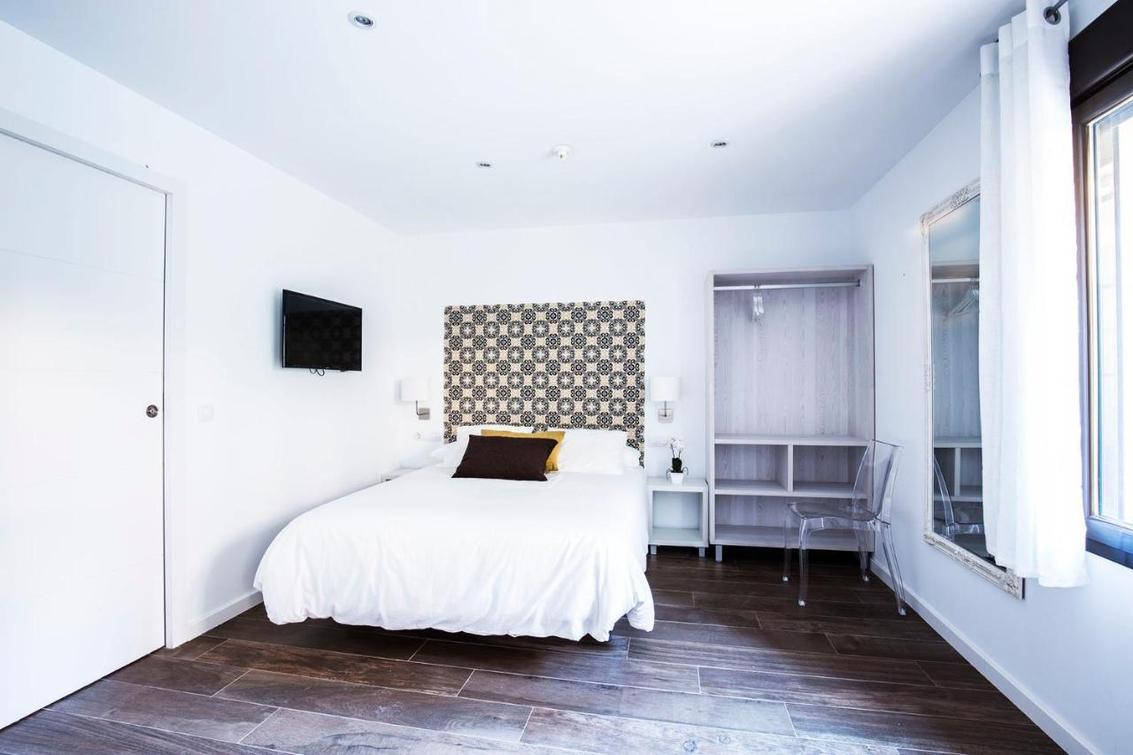 Fuente Torán Apartamentos Teruel Esterno foto