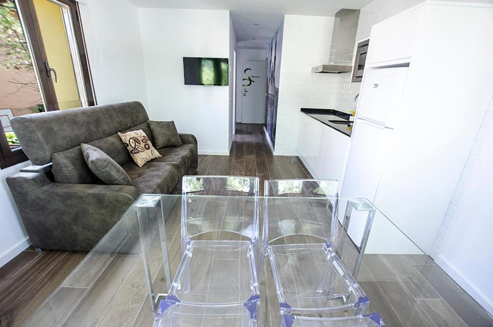 Fuente Torán Apartamentos Teruel Esterno foto