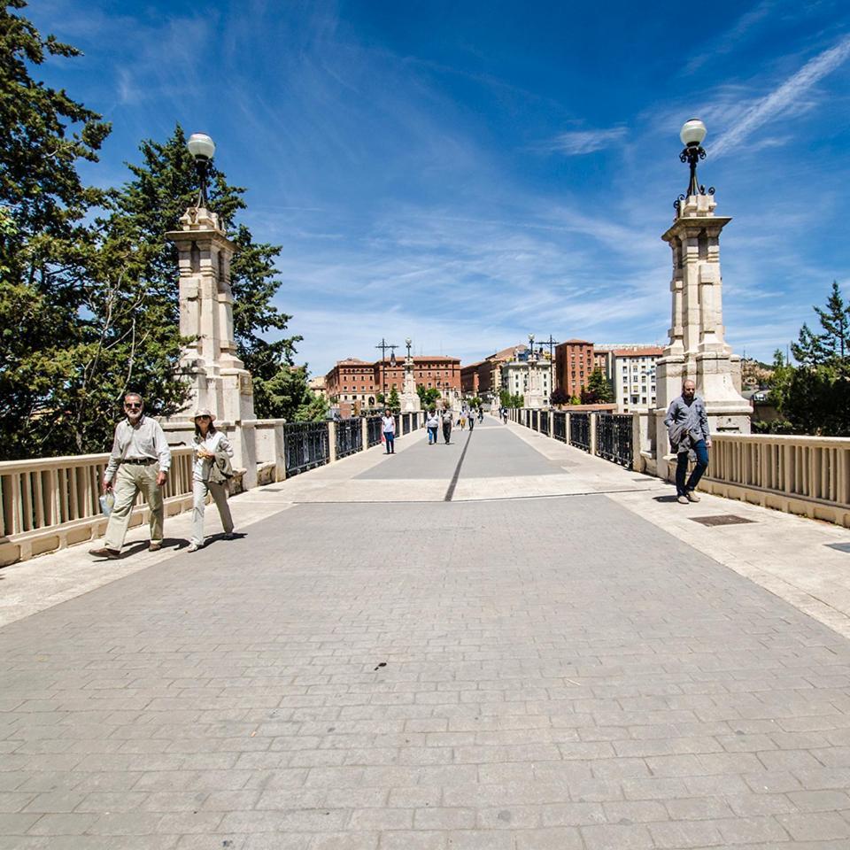 Fuente Torán Apartamentos Teruel Esterno foto